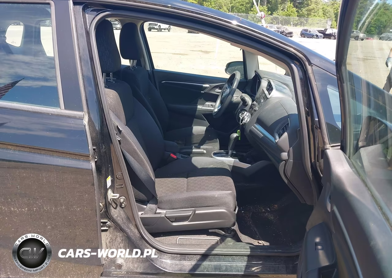 2015 Honda Fit Lx VIN:3HGGK5H58FM768015 - 5