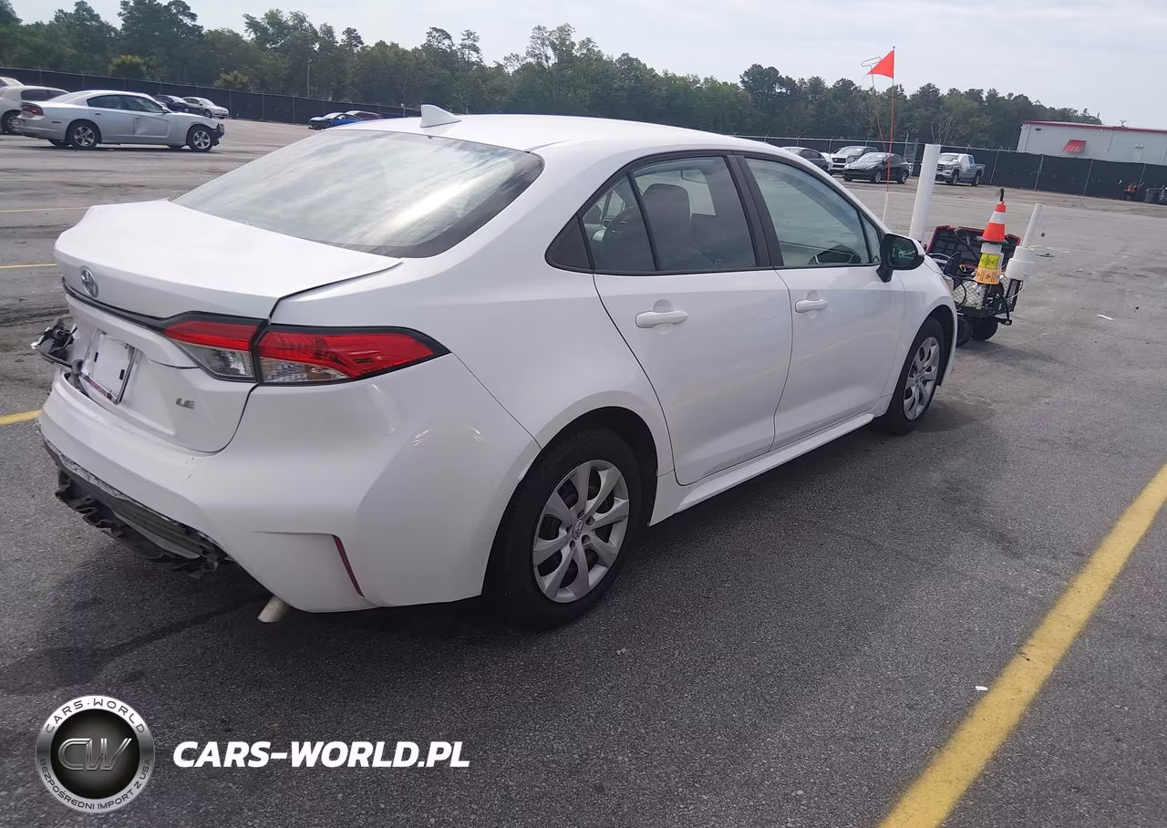 2022 Toyota Corolla Le VIN:5YFEPMAE3NP301071 - 4