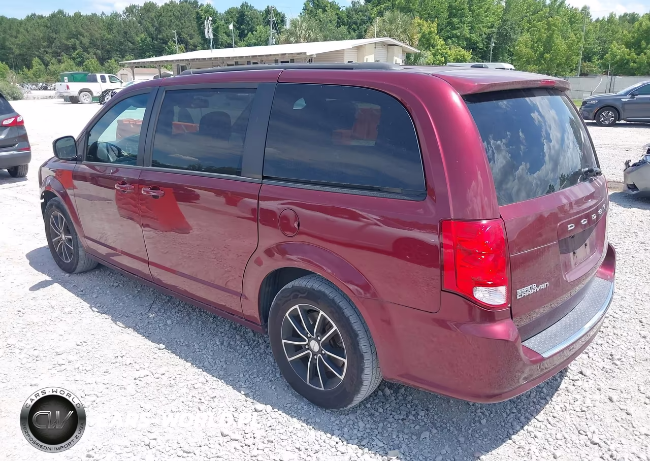 2018 Dodge Grand Caravan Gt VIN:2C4RDGEGXJR282441 - 3