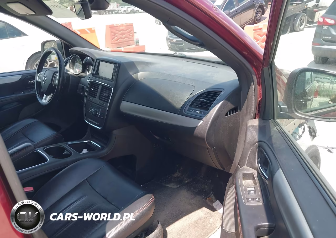 2018 Dodge Grand Caravan Gt VIN:2C4RDGEGXJR282441 - 5