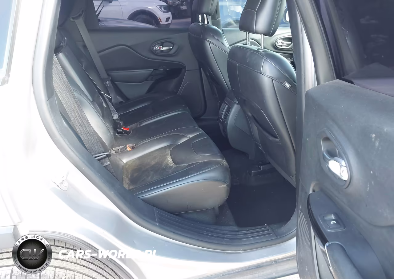 2020 Jeep Cherokee Altitude Fwd VIN:1C4PJLLB5LD592454 - 8