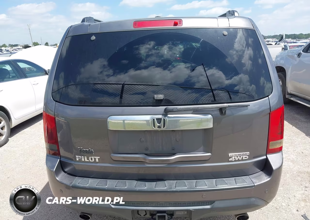 2015 Honda Pilot Touring VIN:5FNYF4H93FB063891 - 16