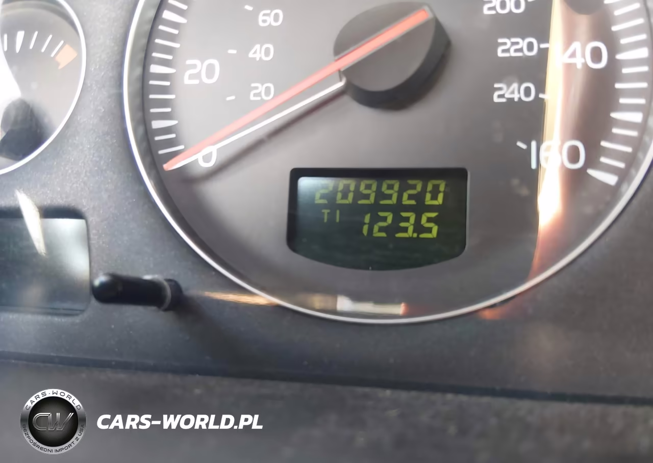 2007 Volvo V70 2.4 VIN:YV1SW612572650980 - 12