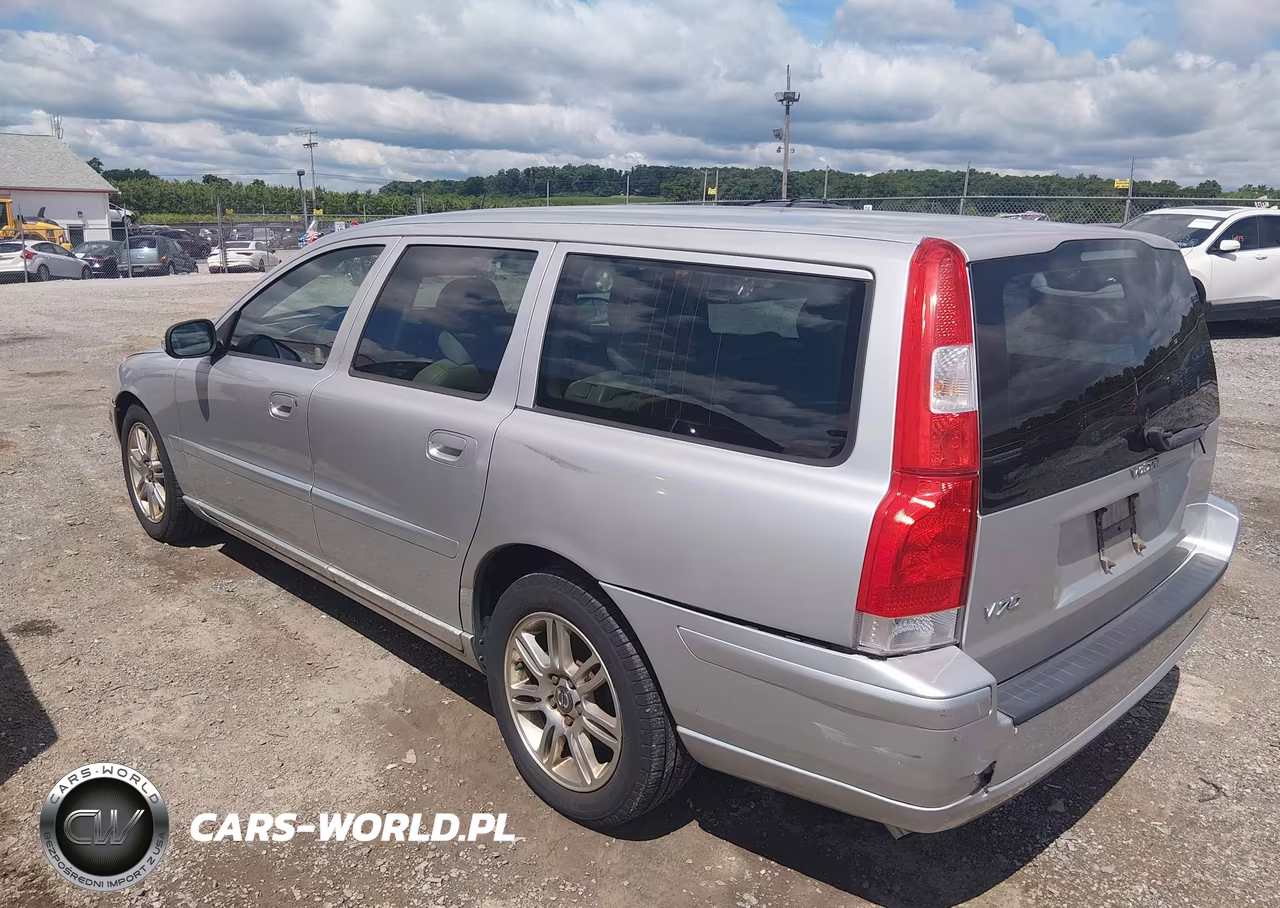 2007 Volvo V70 2.4 VIN:YV1SW612572650980 - 3