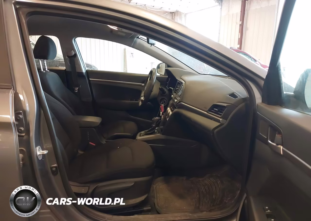 2019 Hyundai Elantra Se VIN:5NPD74LF9KH470666 - 5