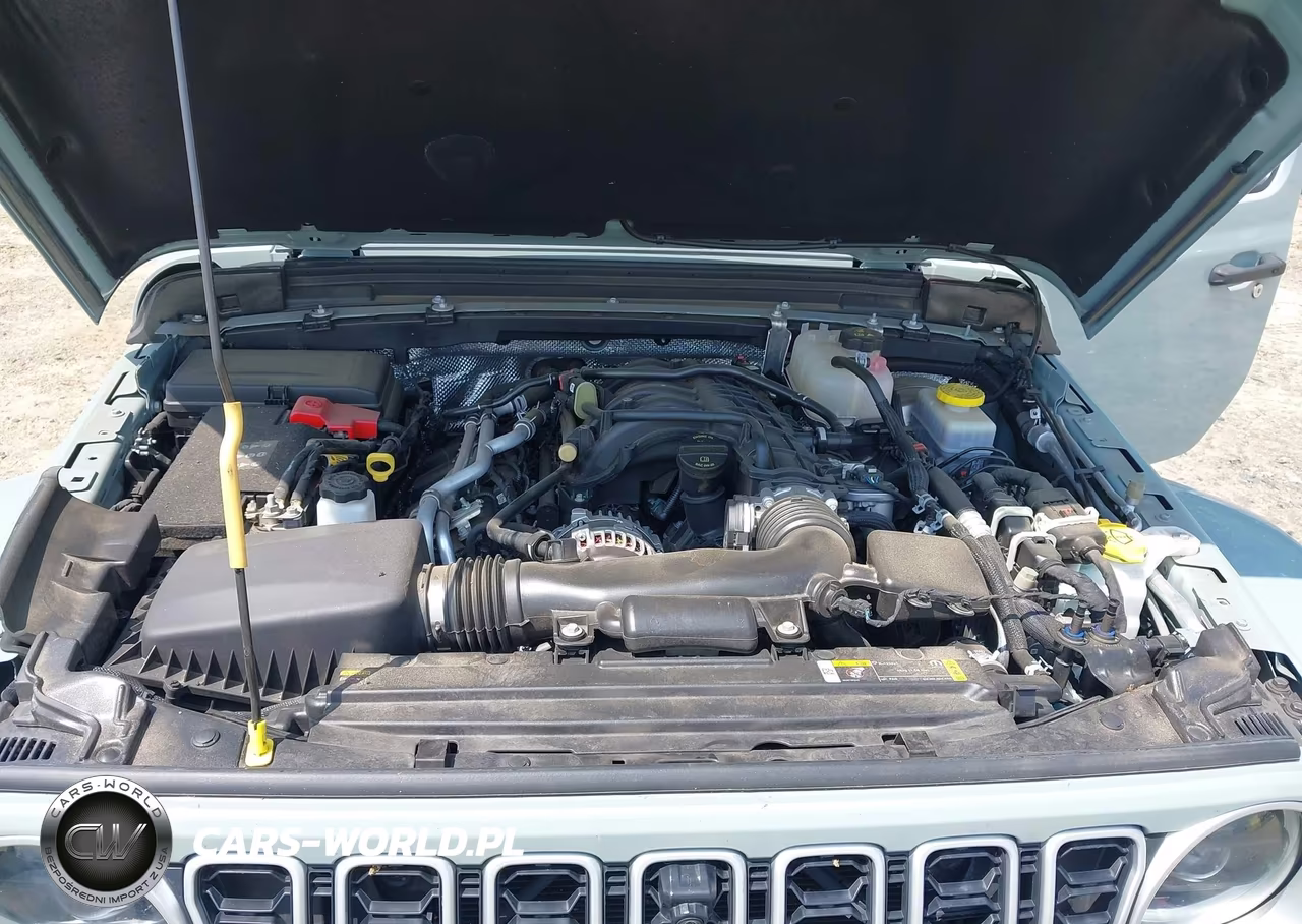 2024 Jeep Wrangler 4-Door Sahara 4X4 VIN:1C4PJXEG9RW326657 - 10