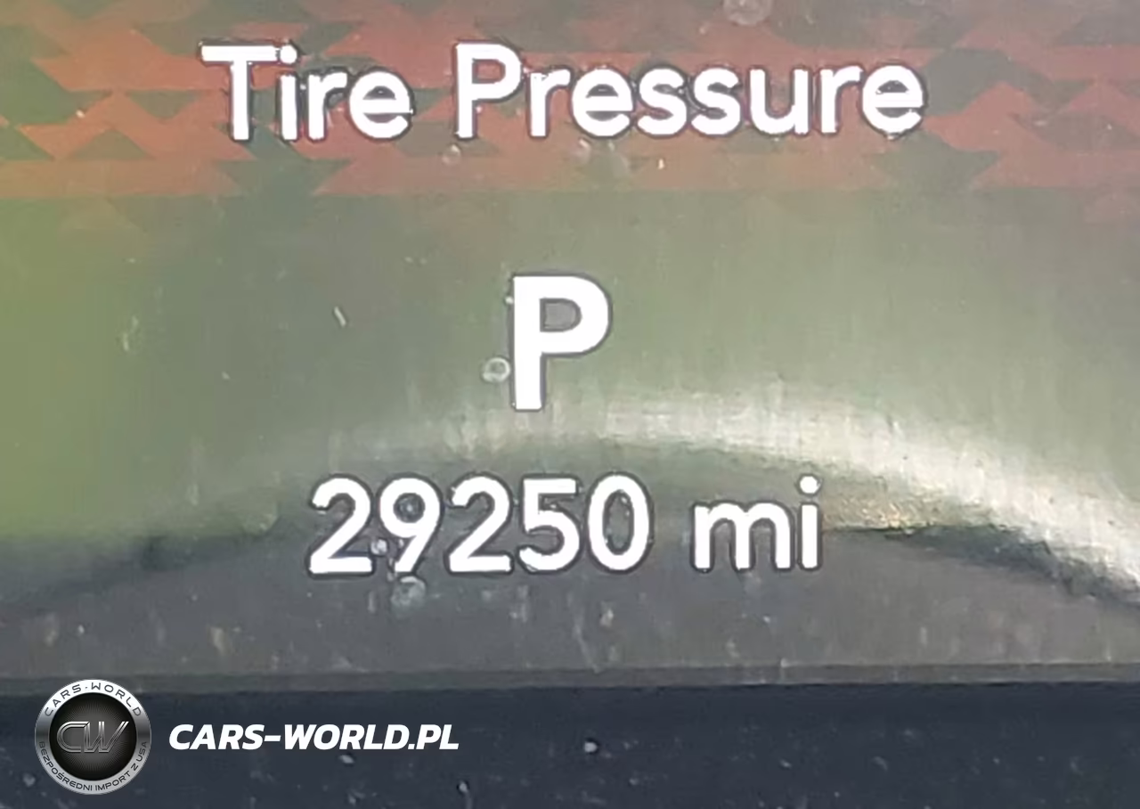 2024 Jeep Wrangler 4-Door Sahara 4X4 VIN:1C4PJXEG9RW326657 - 16