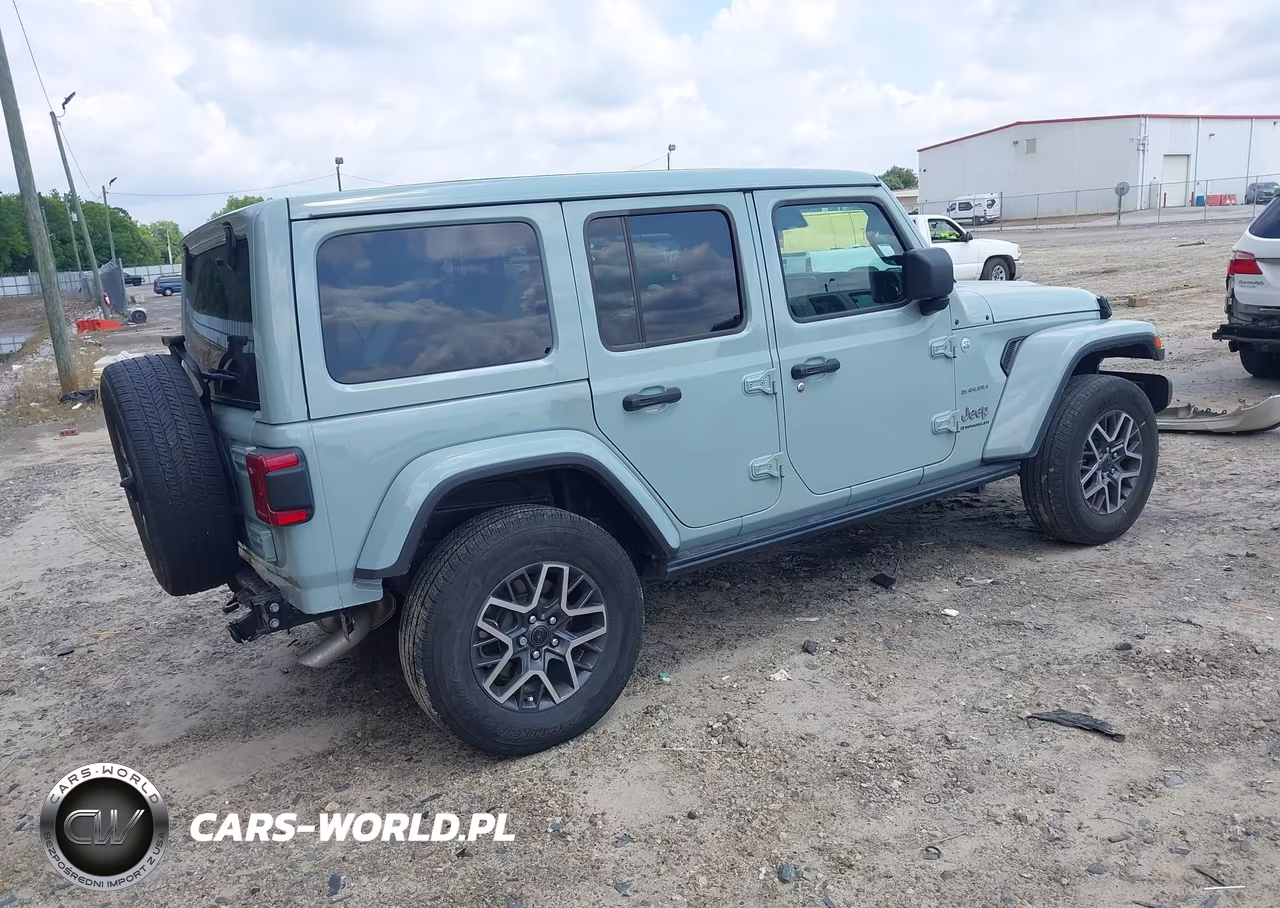 2024 Jeep Wrangler 4-Door Sahara 4X4 VIN:1C4PJXEG9RW326657 - 4