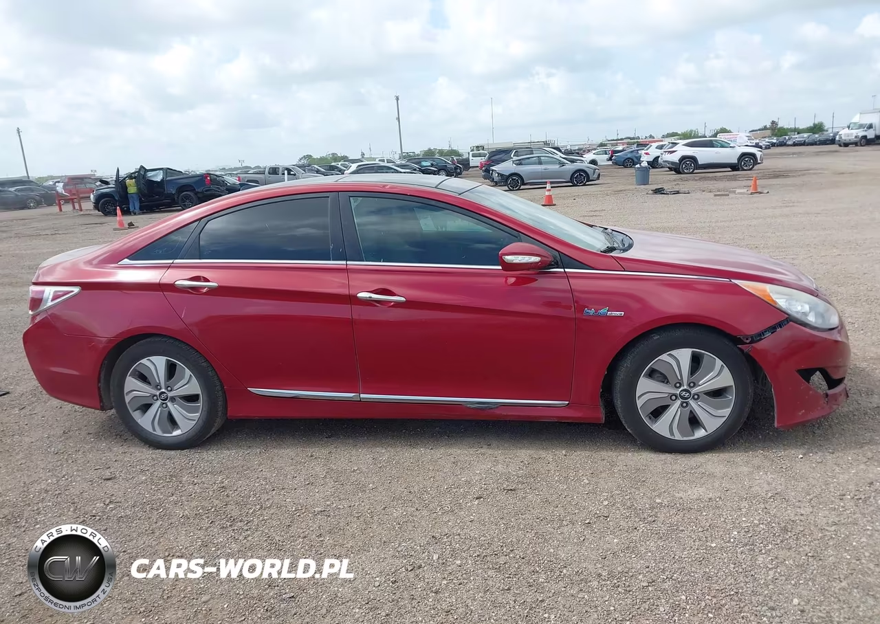 2013 Hyundai Sonata Hybrid Limited VIN:KMHEC4A49DA068492 - 13
