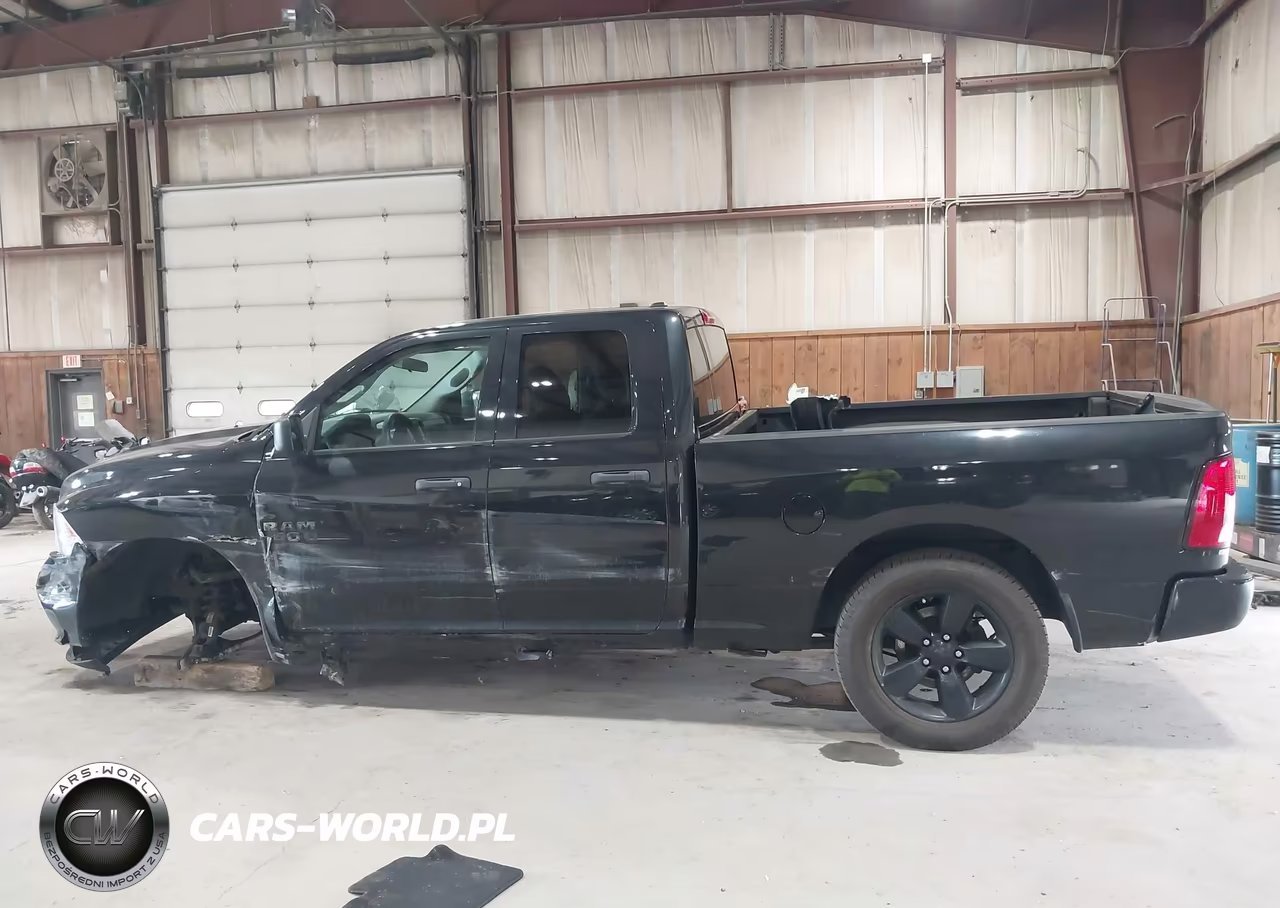 2017 Ram 1500 Express 4X4 6'4 Box VIN:1C6RR7FG7HS830850 - 14