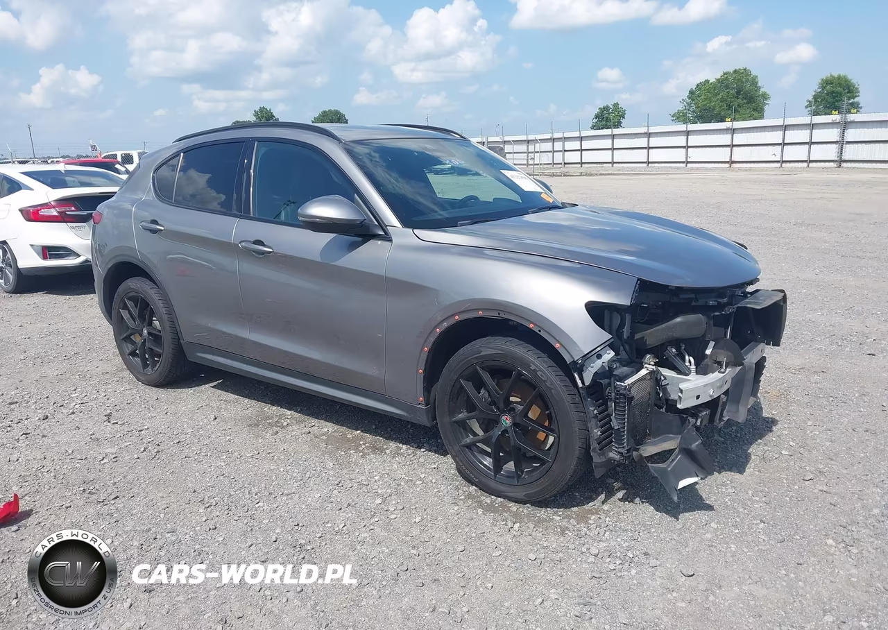 2018 Alfa Romeo Stelvio Ti Sport Awd