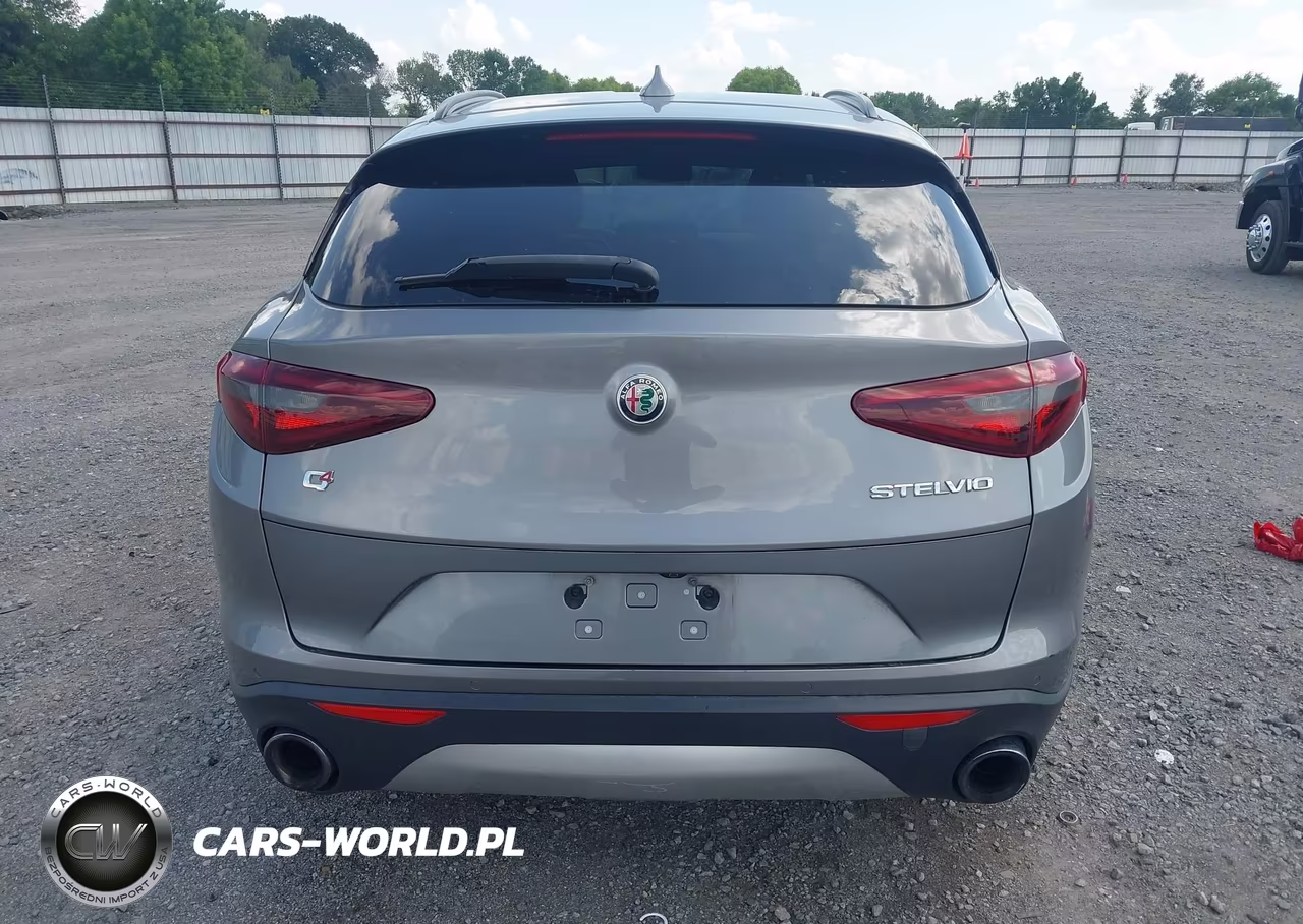 2018 Alfa Romeo Stelvio Ti Sport Awd VIN:ZASFAKNN3J7B81585 - 17