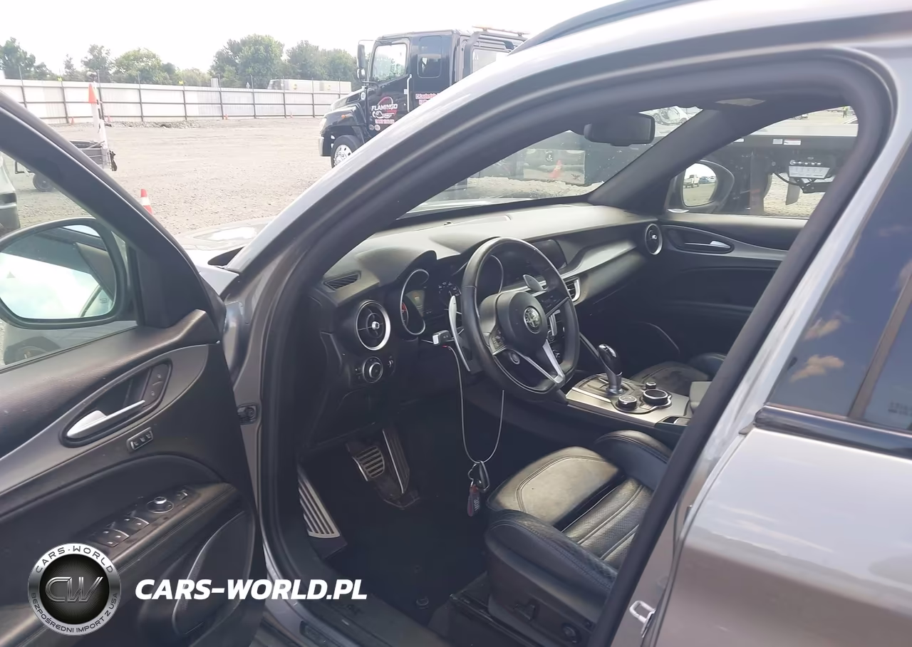 2018 Alfa Romeo Stelvio Ti Sport Awd VIN:ZASFAKNN3J7B81585 - 18