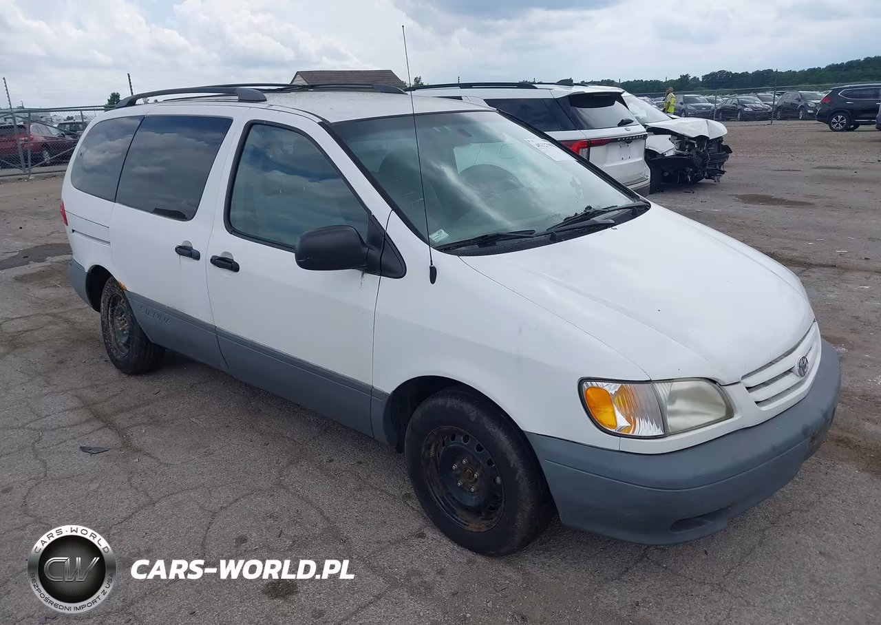 2001 Toyota Sienna Le