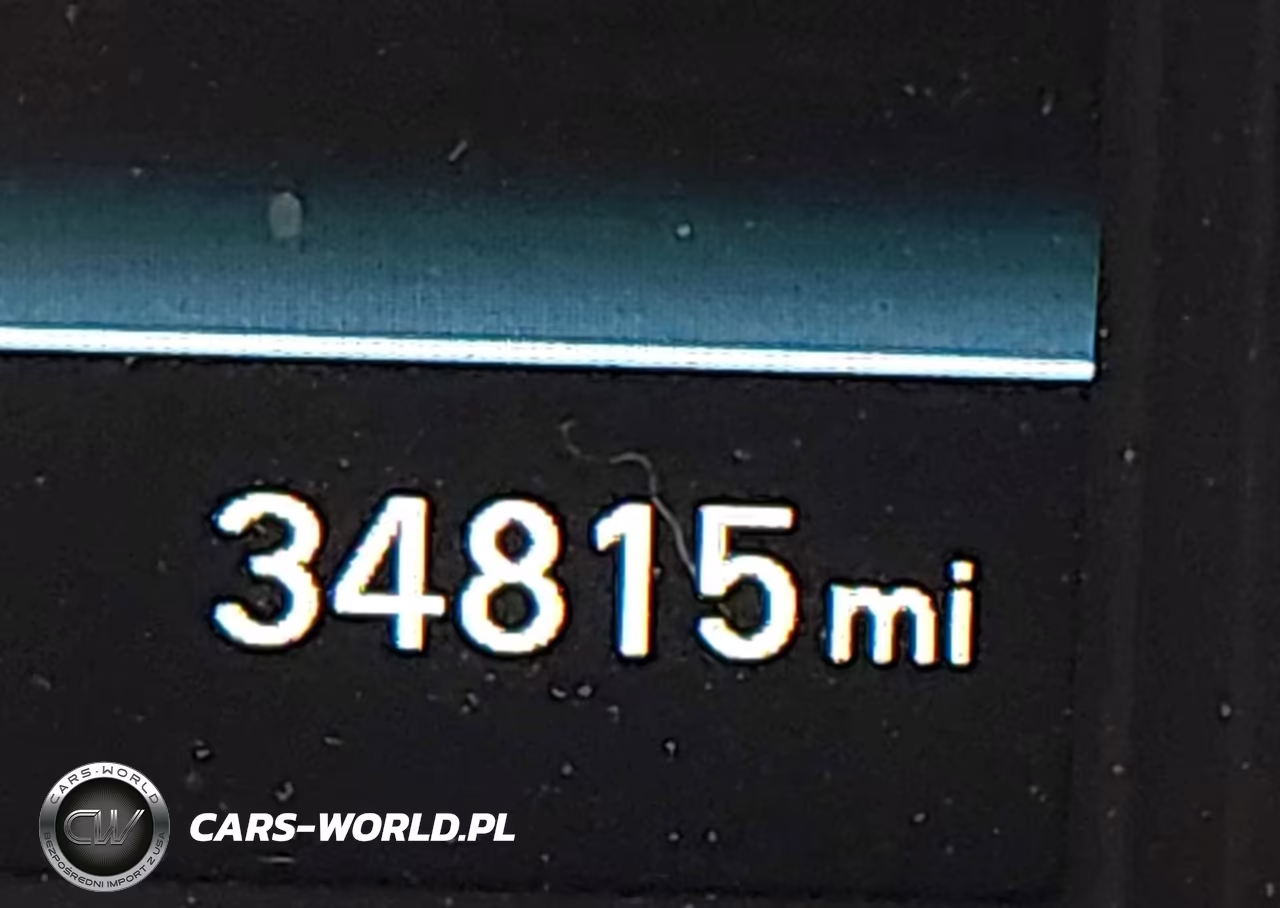 2018 Hyundai Kona Ultimate VIN:KM8K5CA56JU112894 - 16