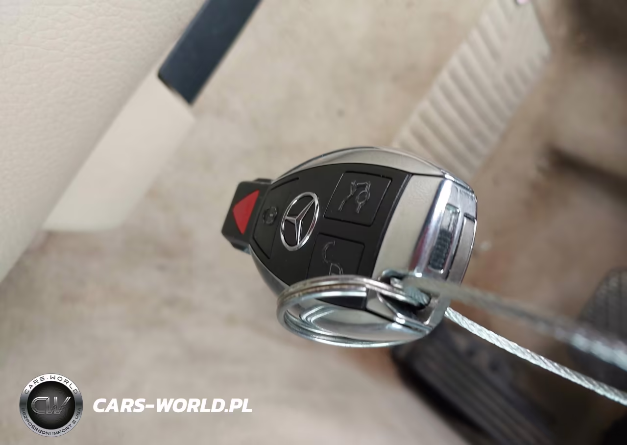 2011 Mercedes-Benz E 350 VIN:WDDHF5GB2BA434428 - 11