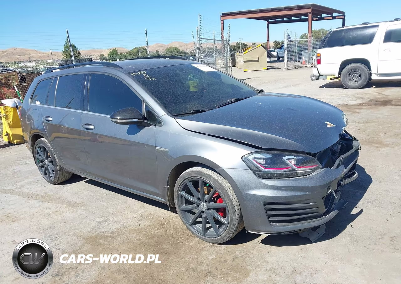 2015 Volkswagen Golf Sportwagen Tdi Se 4-Door – zdjęcie 1 z 17