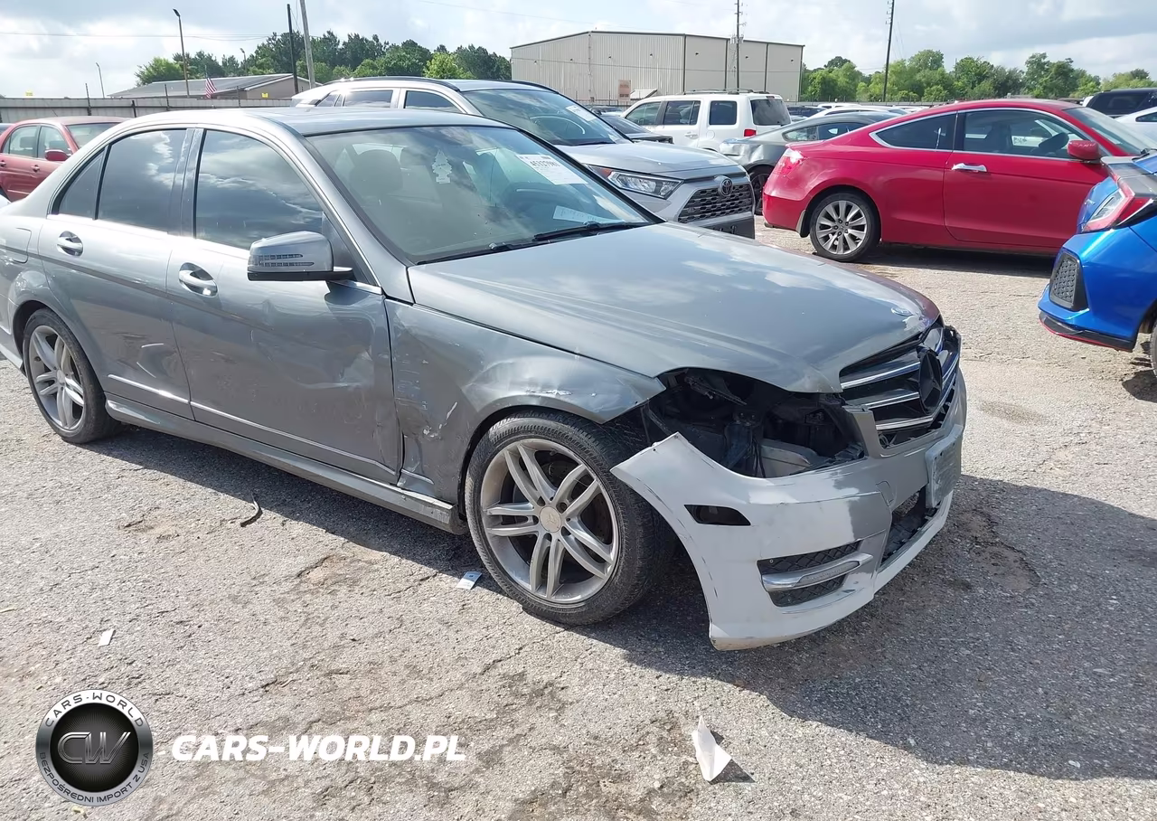 2014 Mercedes-Benz C 250 Sport – zdjęcie 1 z 11