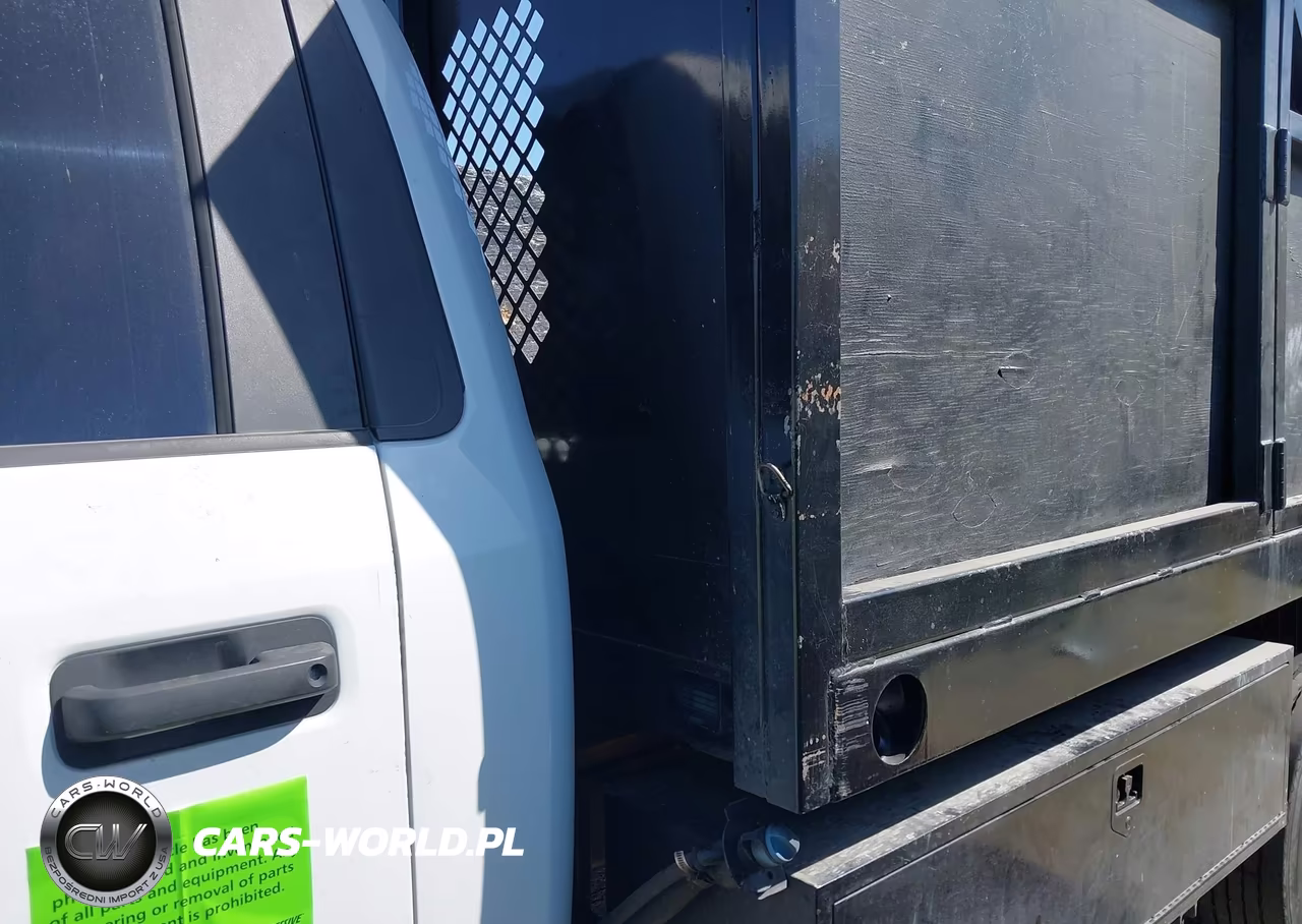 2017 Ford F-550 Chassis Xl VIN:1FDUF5GT1HDA04023 - 18