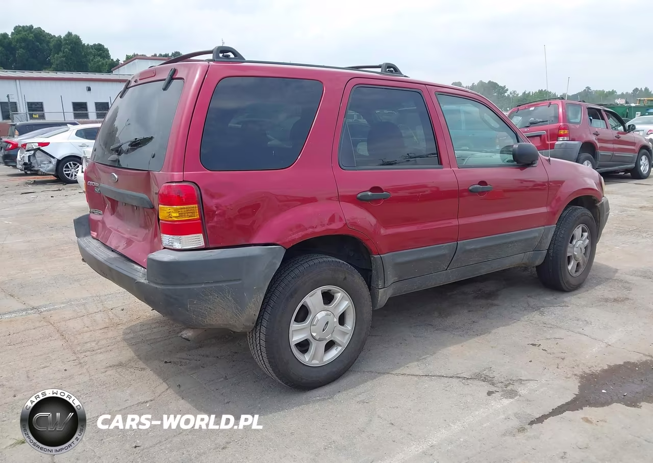 2004 Ford Escape Xlt VIN:1FMYU03164KA32193 - 4