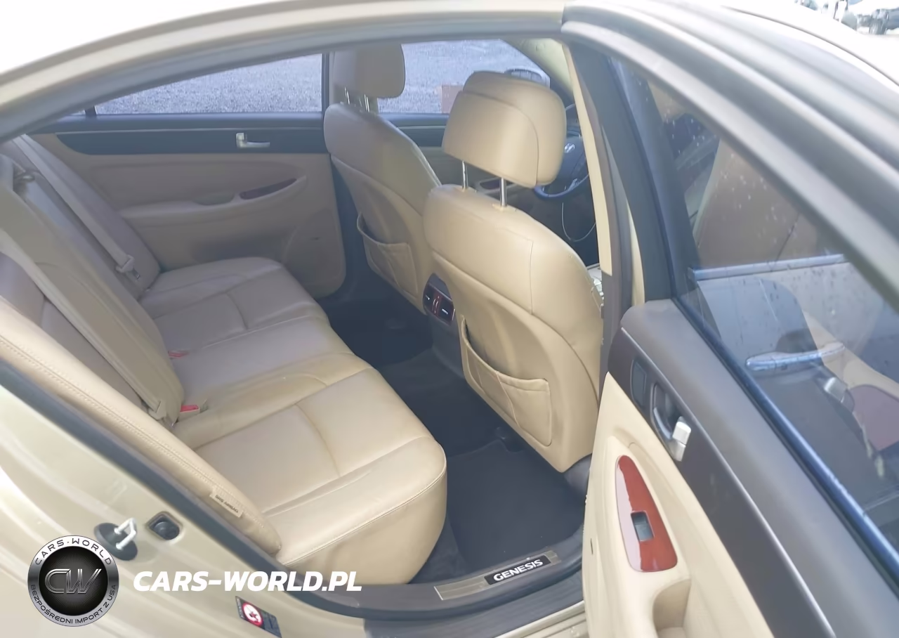 2012 Hyundai Genesis 4.6 VIN:KMHGC4DF3CU172530 - 8