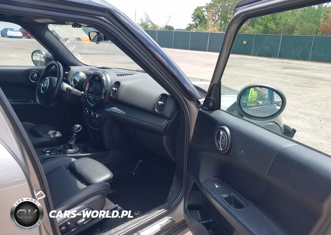 2017 Mini Countryman Cooper VIN:WMZYV5C33H3E01076 - 5