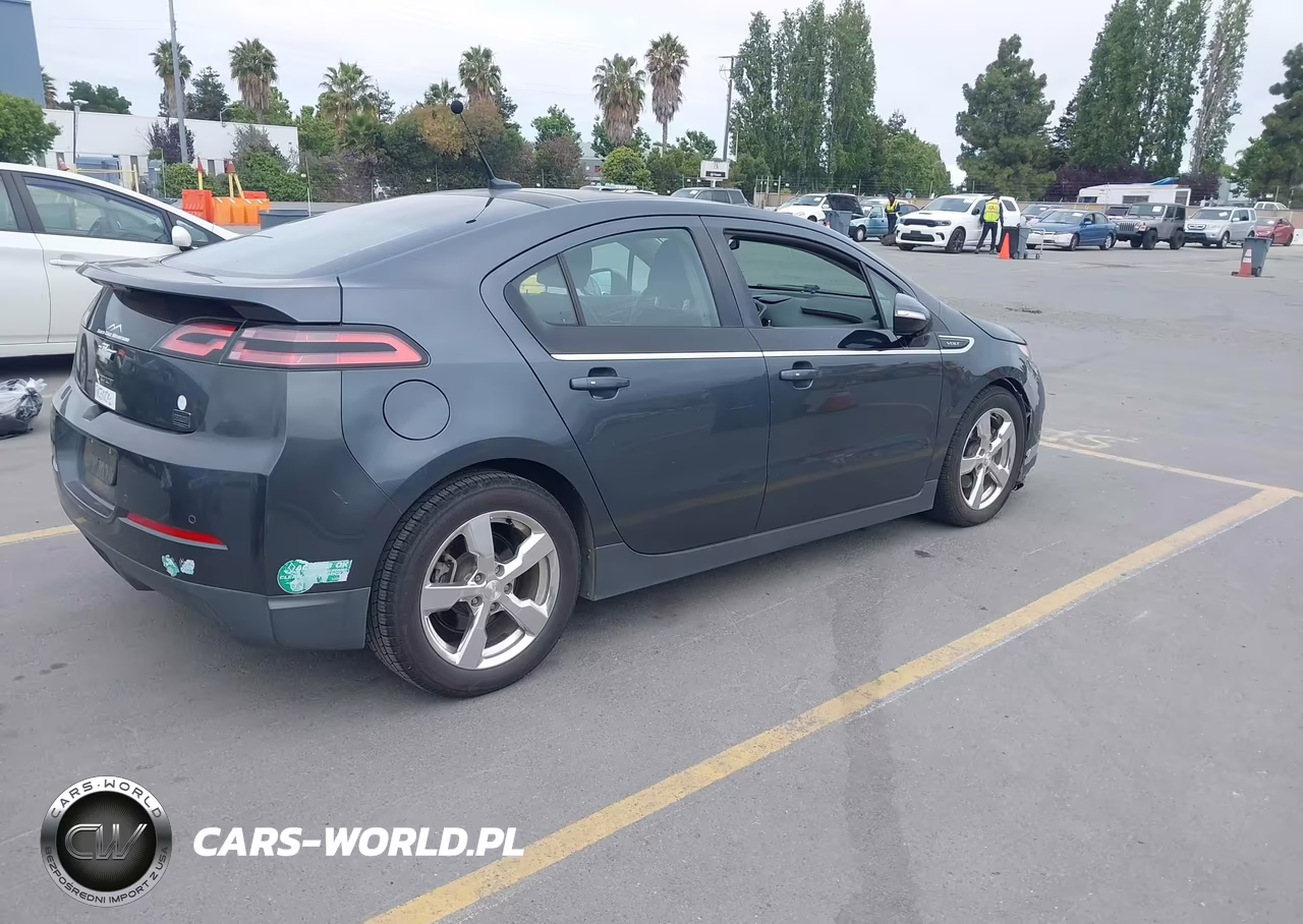 2013 Chevrolet Volt VIN:1G1RH6E42DU107704 - 4