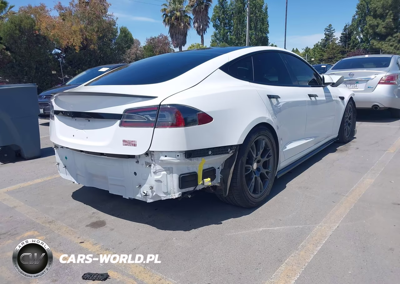 2021 Tesla Model S Plaid Tri Motor All-Wheel Drive VIN:5YJSA1E65MF447262 - 4