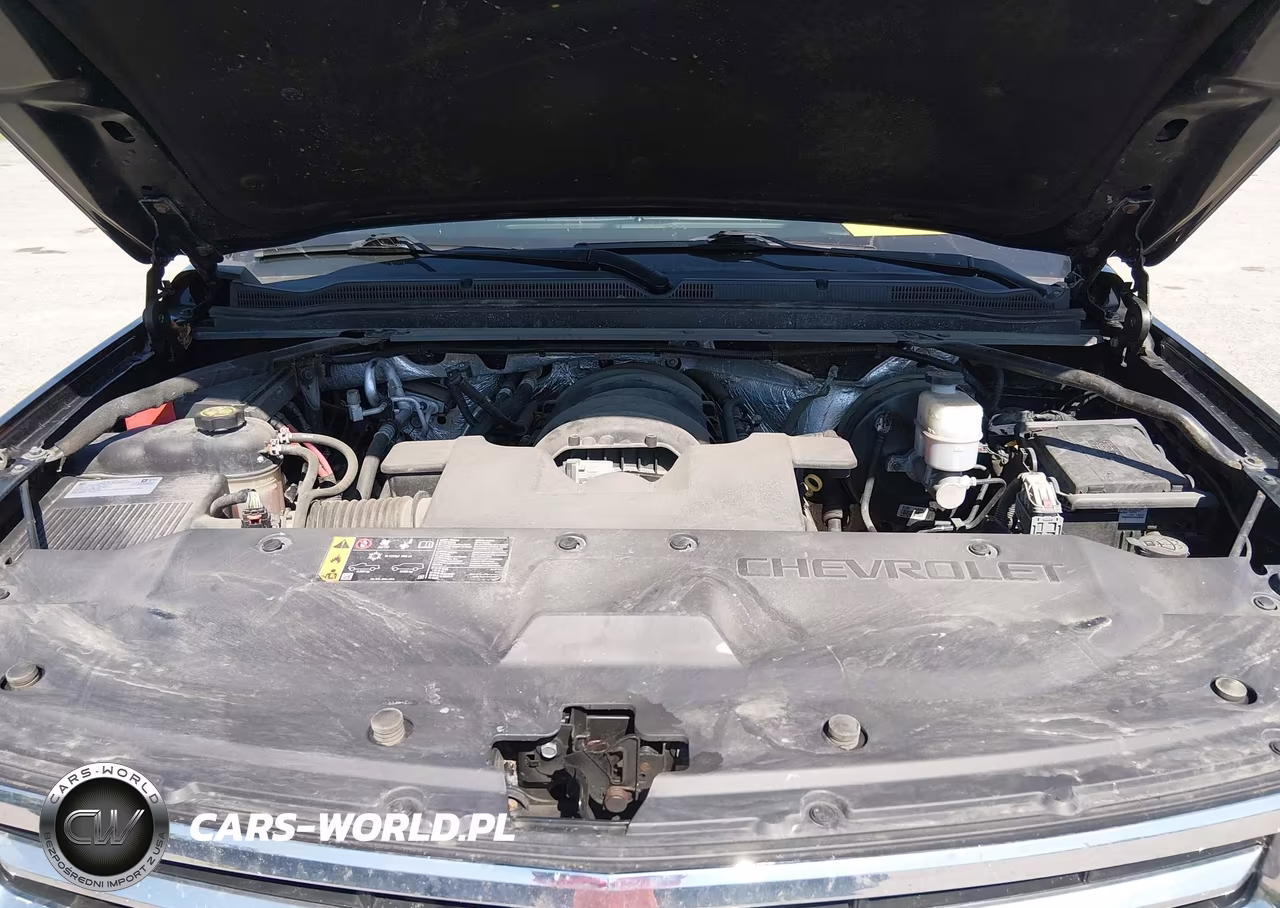 2018 Chevrolet Tahoe Ls VIN:1GNSKAECXJR361204 - 10