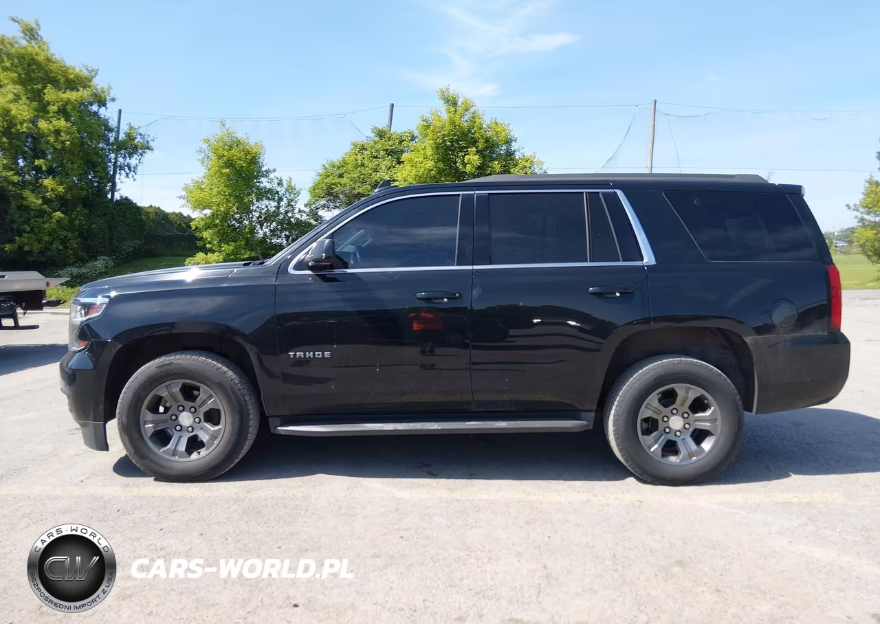2018 Chevrolet Tahoe Ls VIN:1GNSKAECXJR361204 - 14