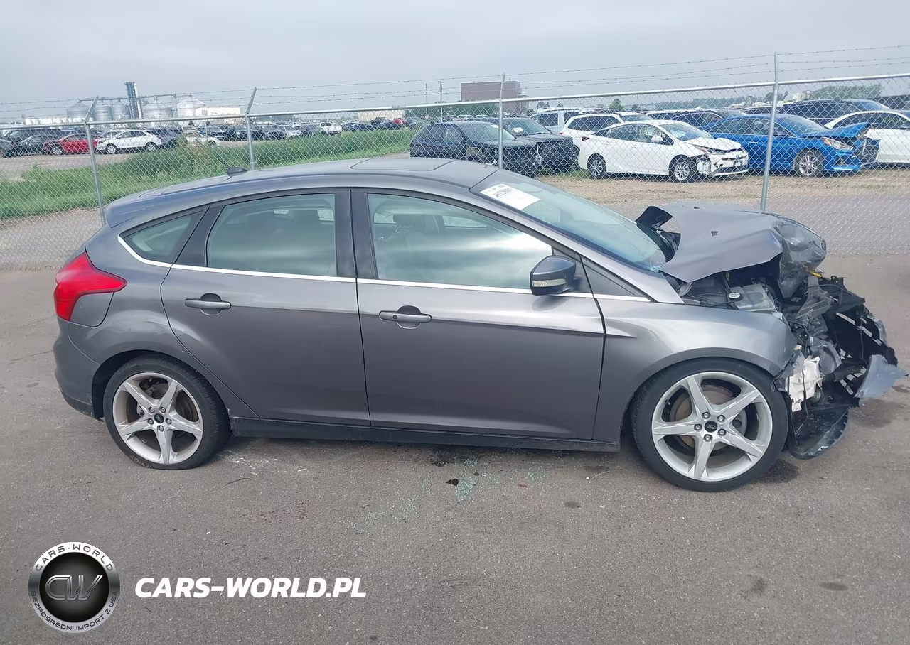 2012 Ford Focus Titanium VIN:1FAHP3N24CL292691 - 14