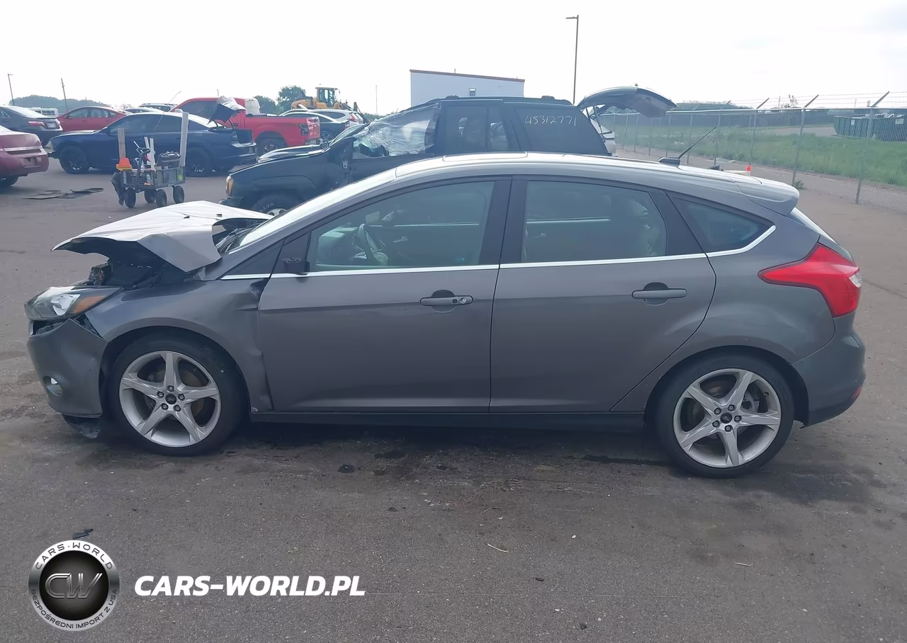 2012 Ford Focus Titanium VIN:1FAHP3N24CL292691 - 15