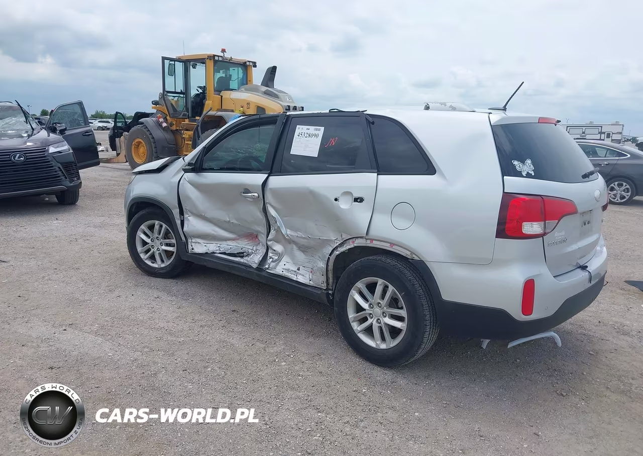2014 Kia Sorento Lx VIN:5XYKT3A69EG535723 - 3