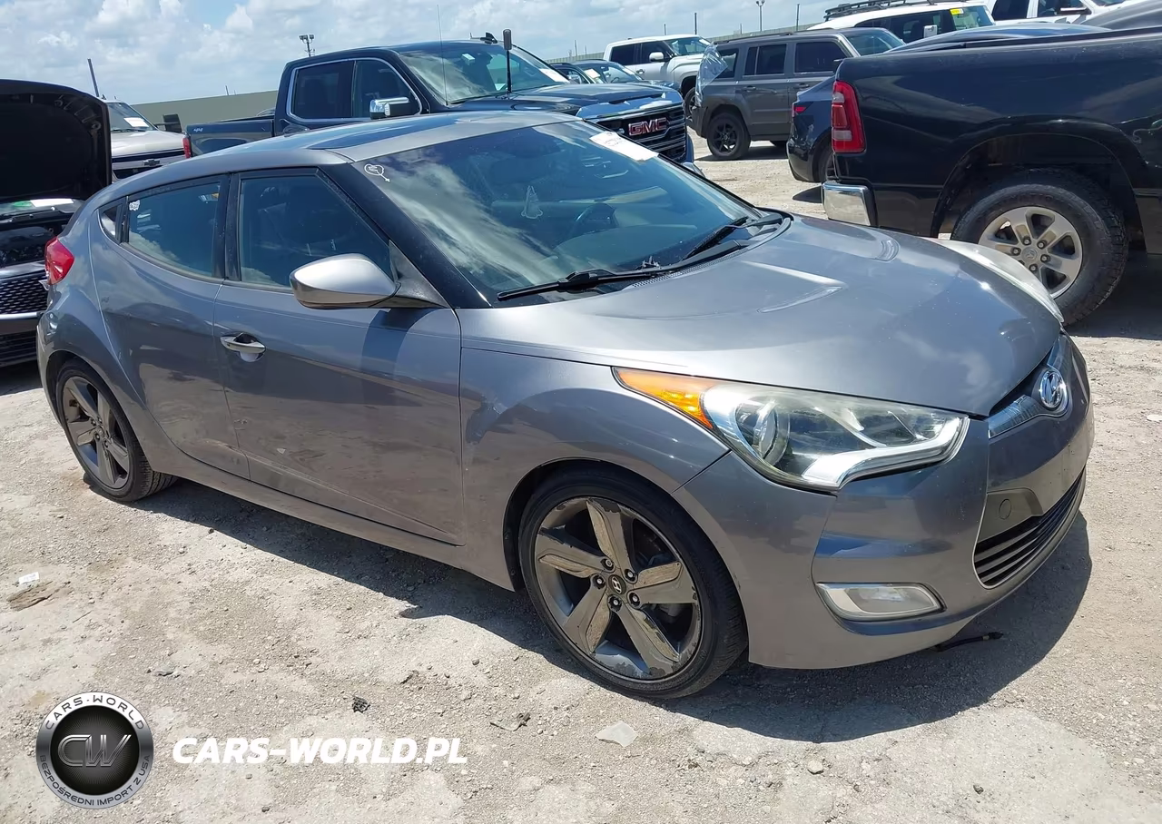 2015 Hyundai Veloster – zdjęcie 1 z 11