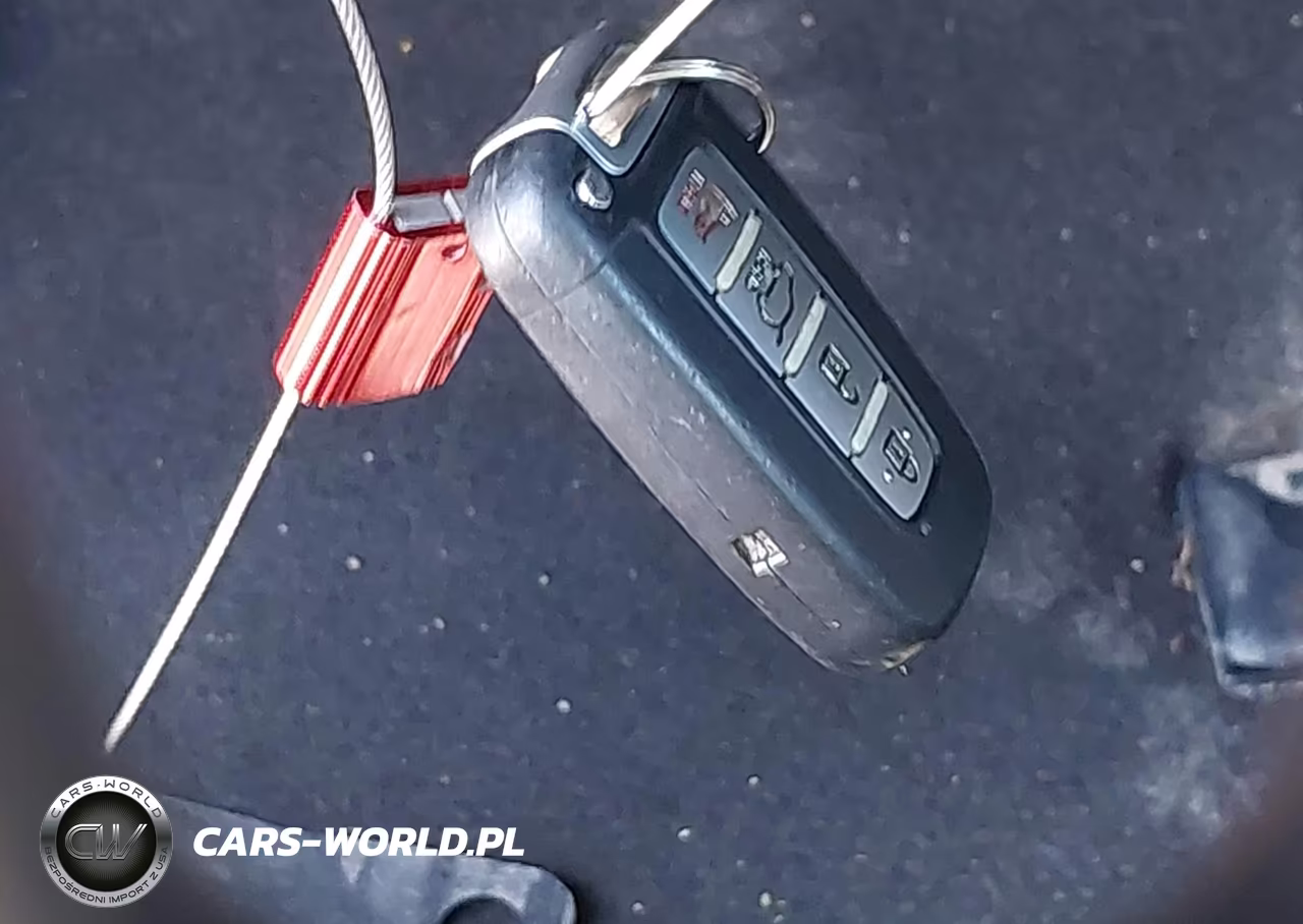 2015 Hyundai Veloster VIN:KMHTC6AD9FU240279 - 11