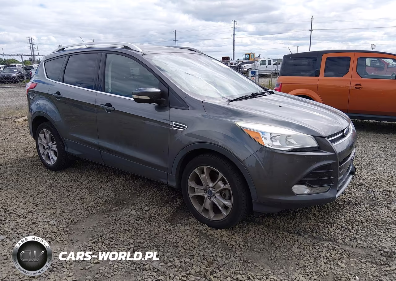 2016 Ford Escape Titanium – zdjęcie 1 z 16