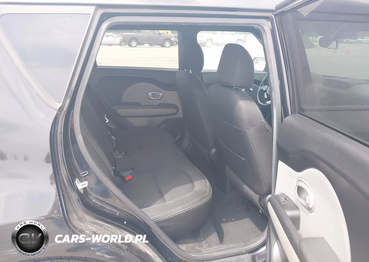2017 Kia Soul + VIN:KNDJP3A54H7421587 - 8
