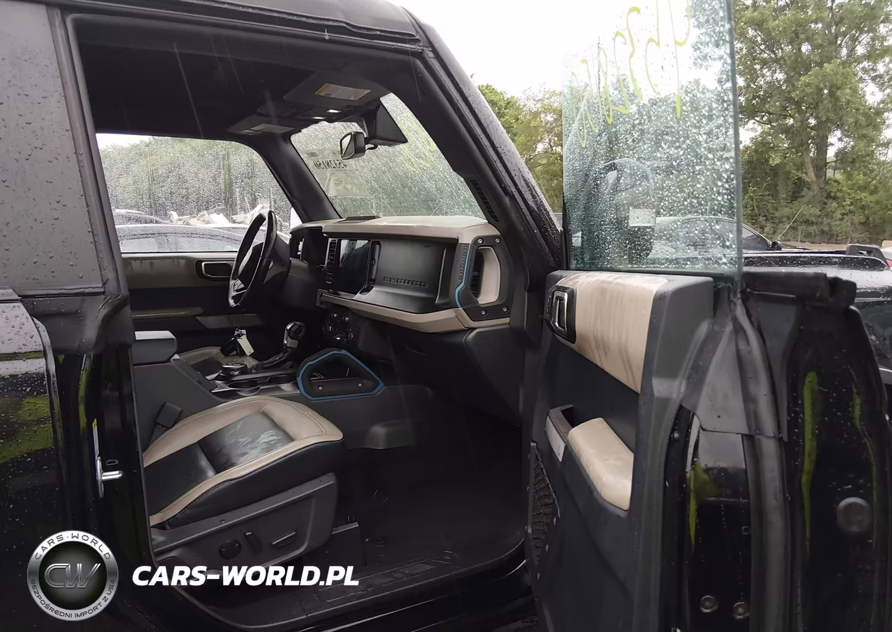 2023 Ford Bronco Wildtrak VIN:1FMEE5DPXPLB81320 - 5