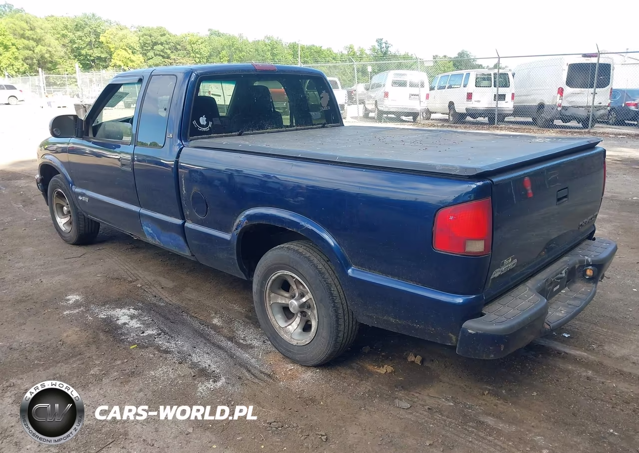 2002 Chevrolet S-10 Ls VIN:1GCCS195X28218544 - 3