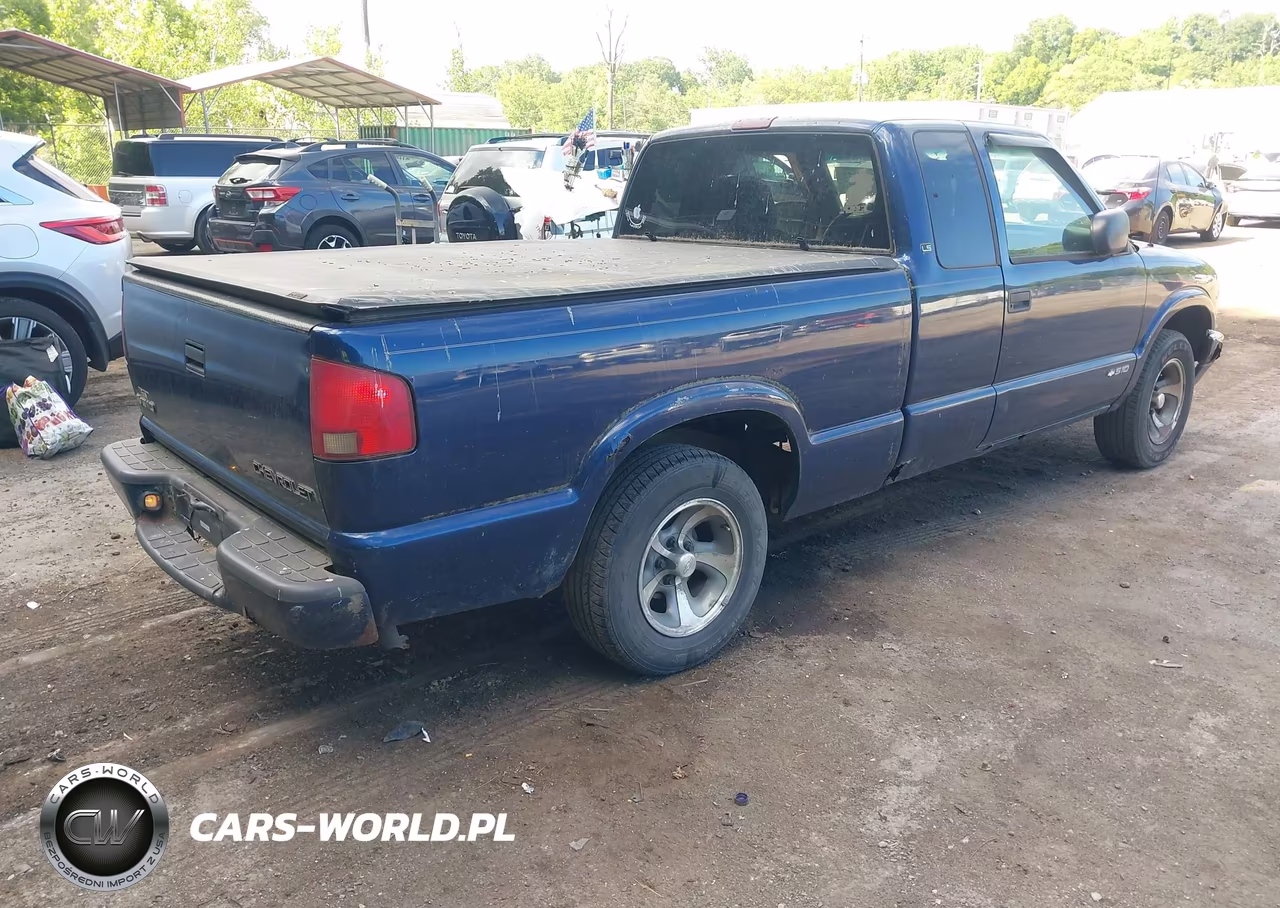 2002 Chevrolet S-10 Ls VIN:1GCCS195X28218544 - 4