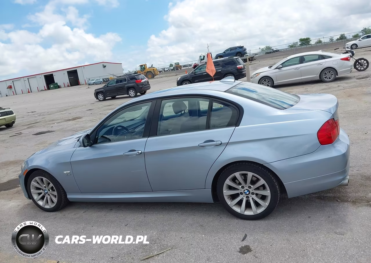 2009 BMW 328I xDrive VIN:WBAPK73599A450999 - 14