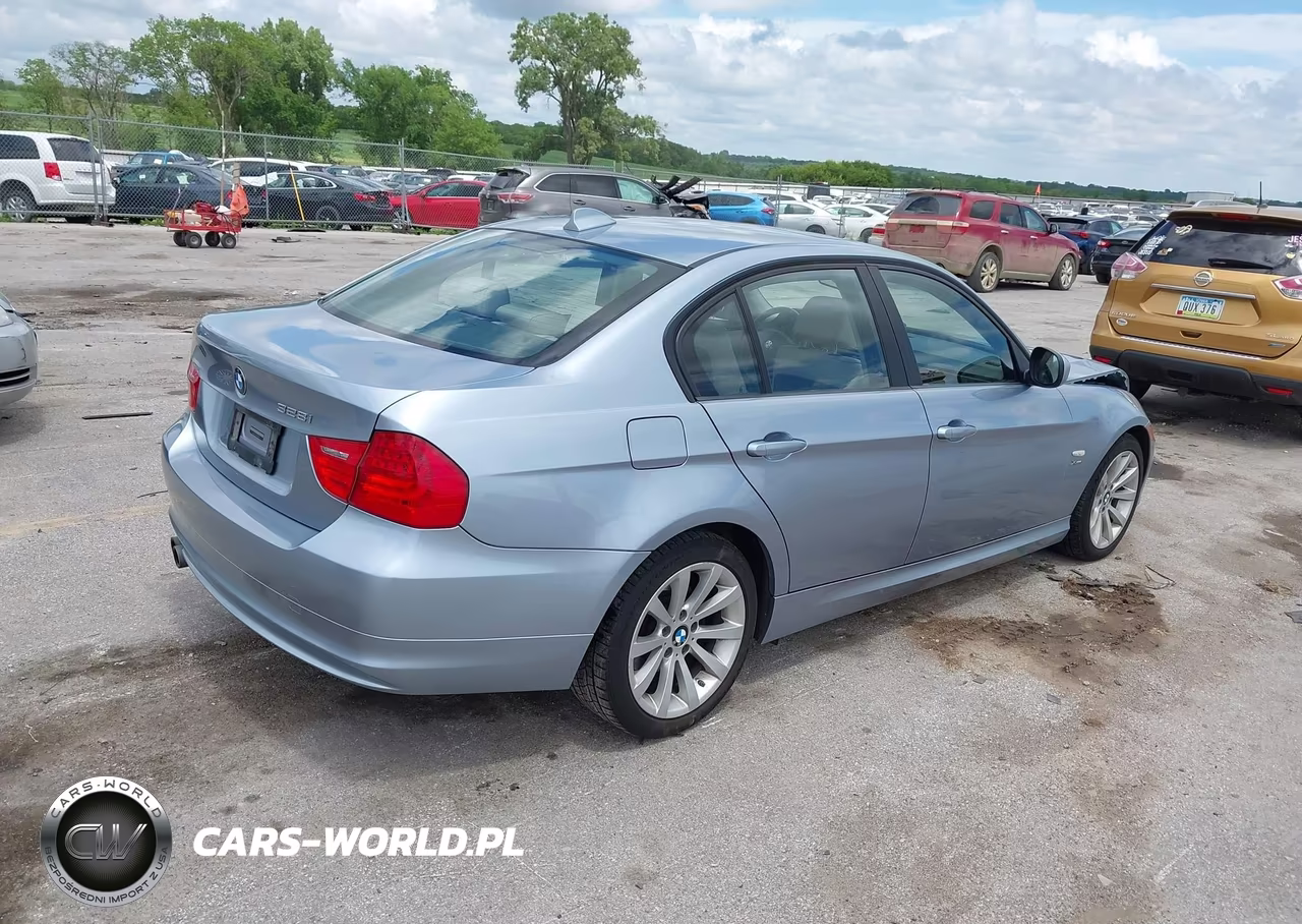2009 BMW 328I xDrive VIN:WBAPK73599A450999 - 4