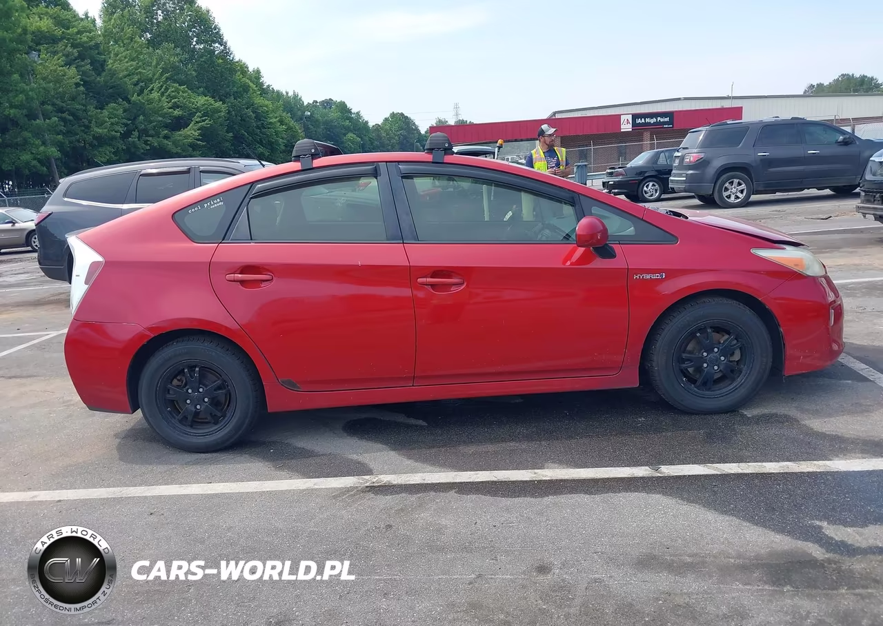 2013 Toyota Prius Three VIN:JTDKN3DU9D5628074 - 13