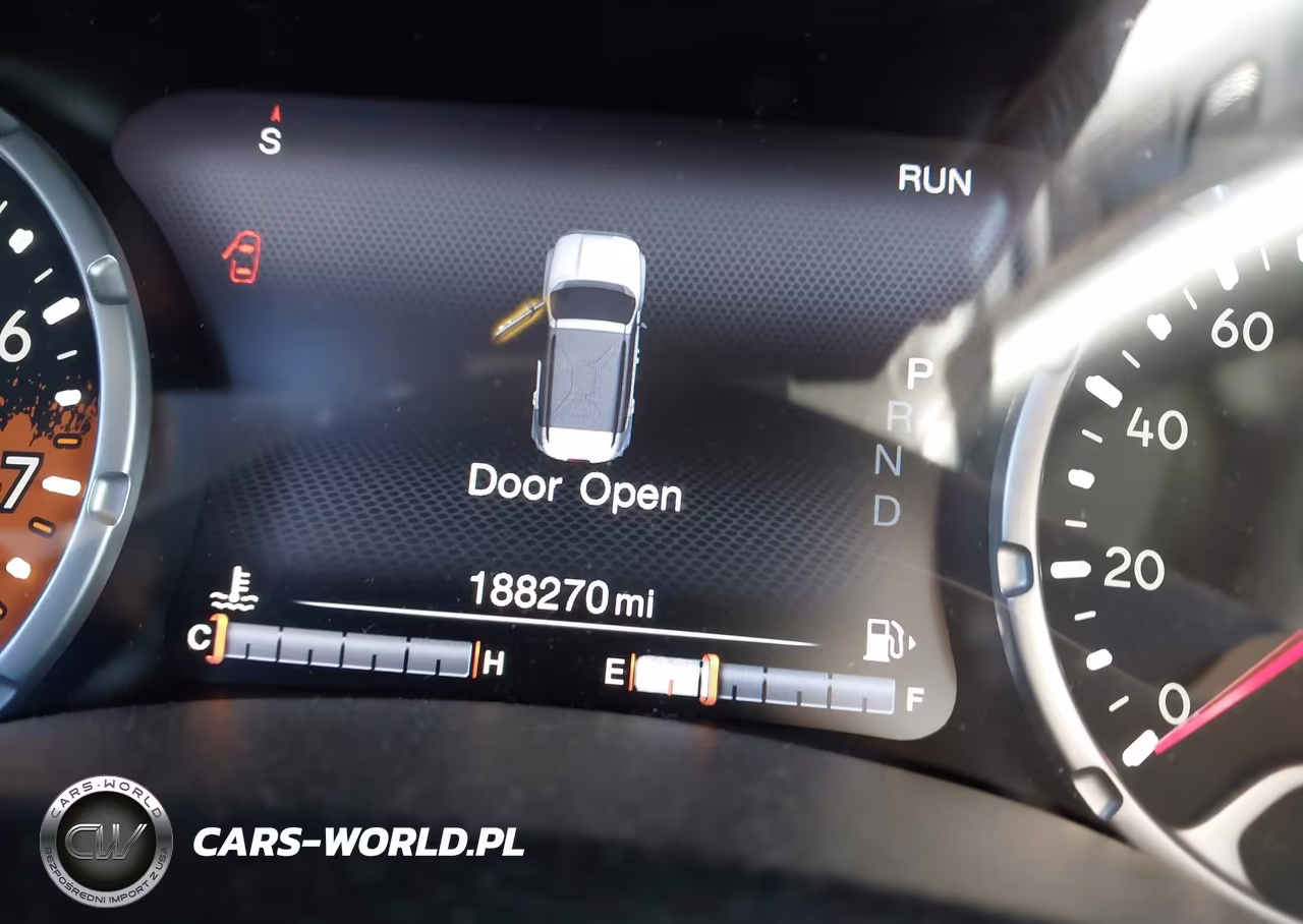 2015 Jeep Renegade Trailhawk VIN:ZACCJBCT8FPC44784 - 15