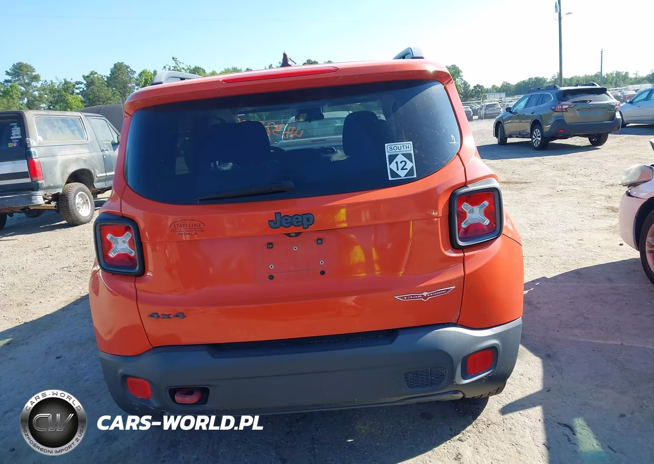 2015 Jeep Renegade Trailhawk VIN:ZACCJBCT8FPC44784 - 16