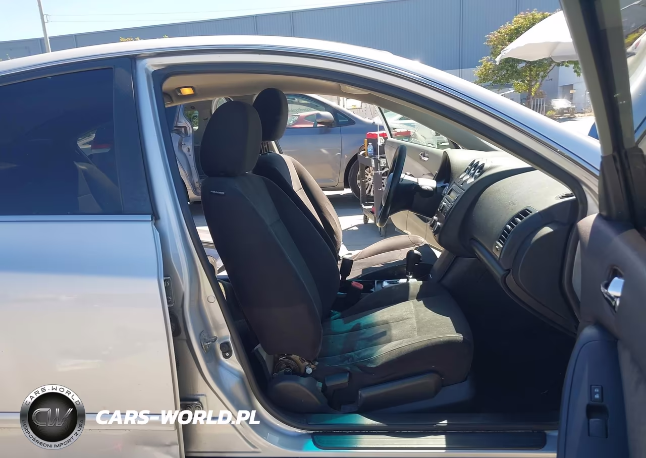 2012 Nissan Altima 2.5 S VIN:1N4AL2AP2CN535749 - 5