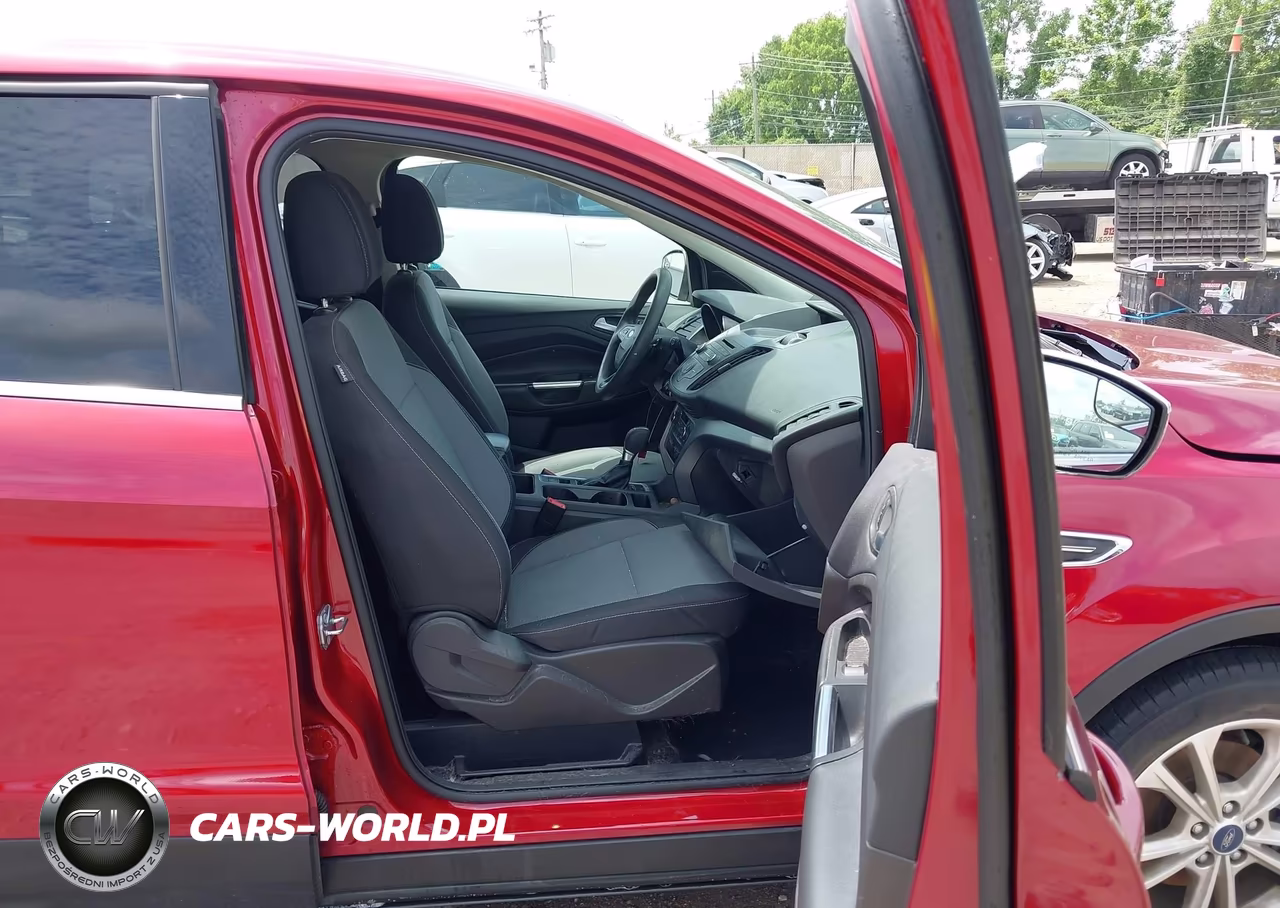 2017 Ford Escape Se VIN:1FMCU0GD1HUD26240 - 5