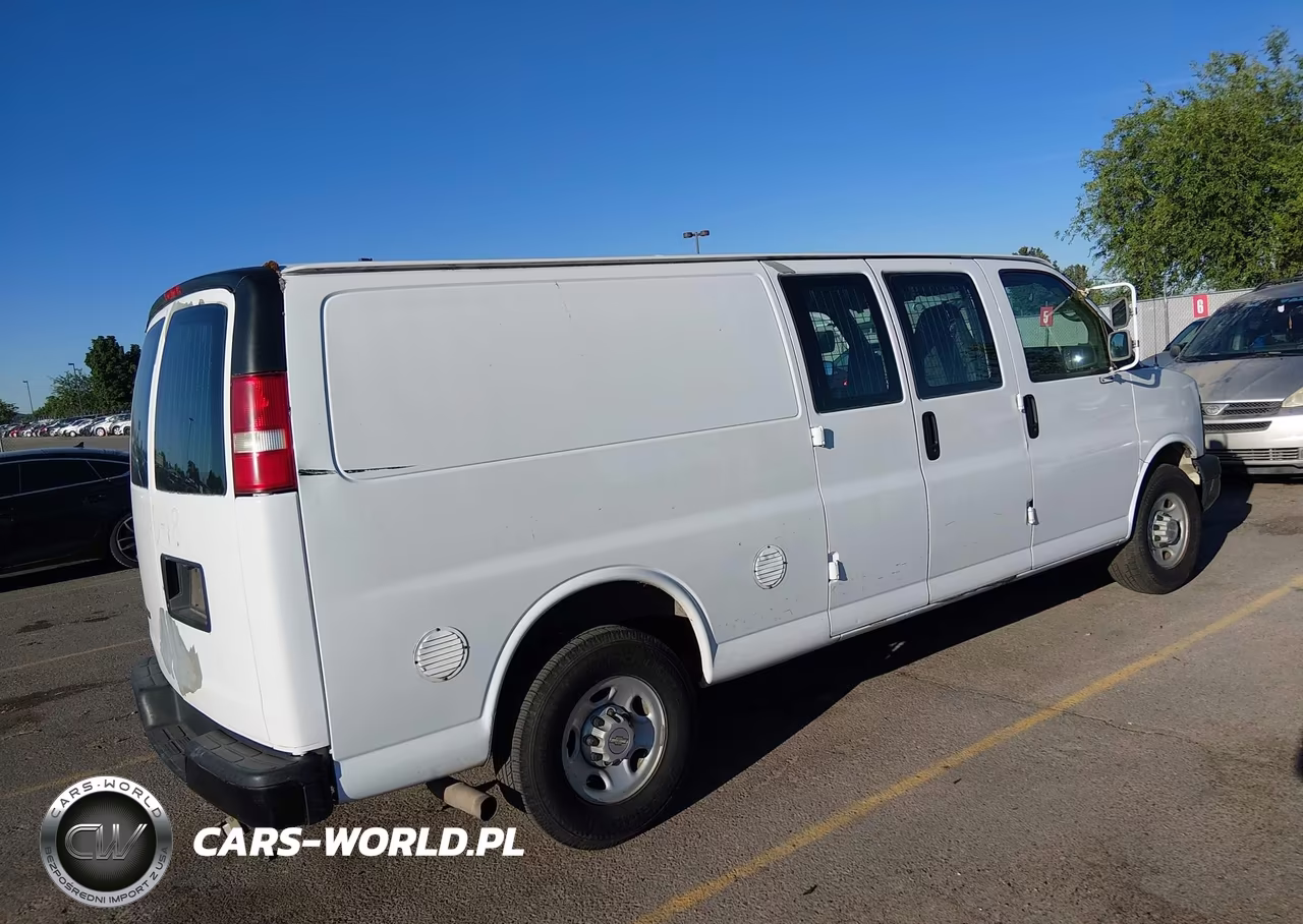 2008 Chevrolet Express Work Van VIN:1GBHG39C081182564 - 4