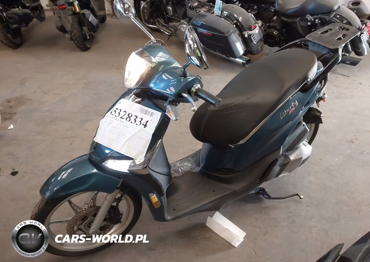 2022 Piaggio Liberty 150-150 S-150 Baci Perugina VIN:ZAPM898G3N7002872 - 2