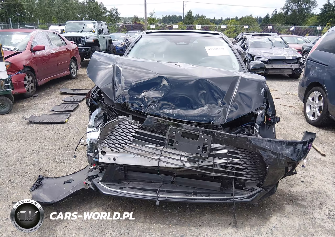 2025 Toyota Camry Xle VIN:4T1DBADK8SU016970 - 12